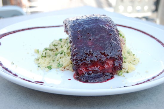 Montage signature dishes Blackberry Salmon
Texas Brisket Tacos
Jambalaya